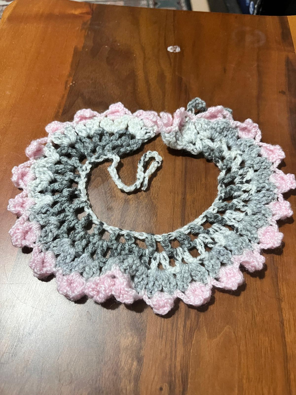 El Örgüsü Kedi Boyunluğu – Yumuşak & Şık Tasarım